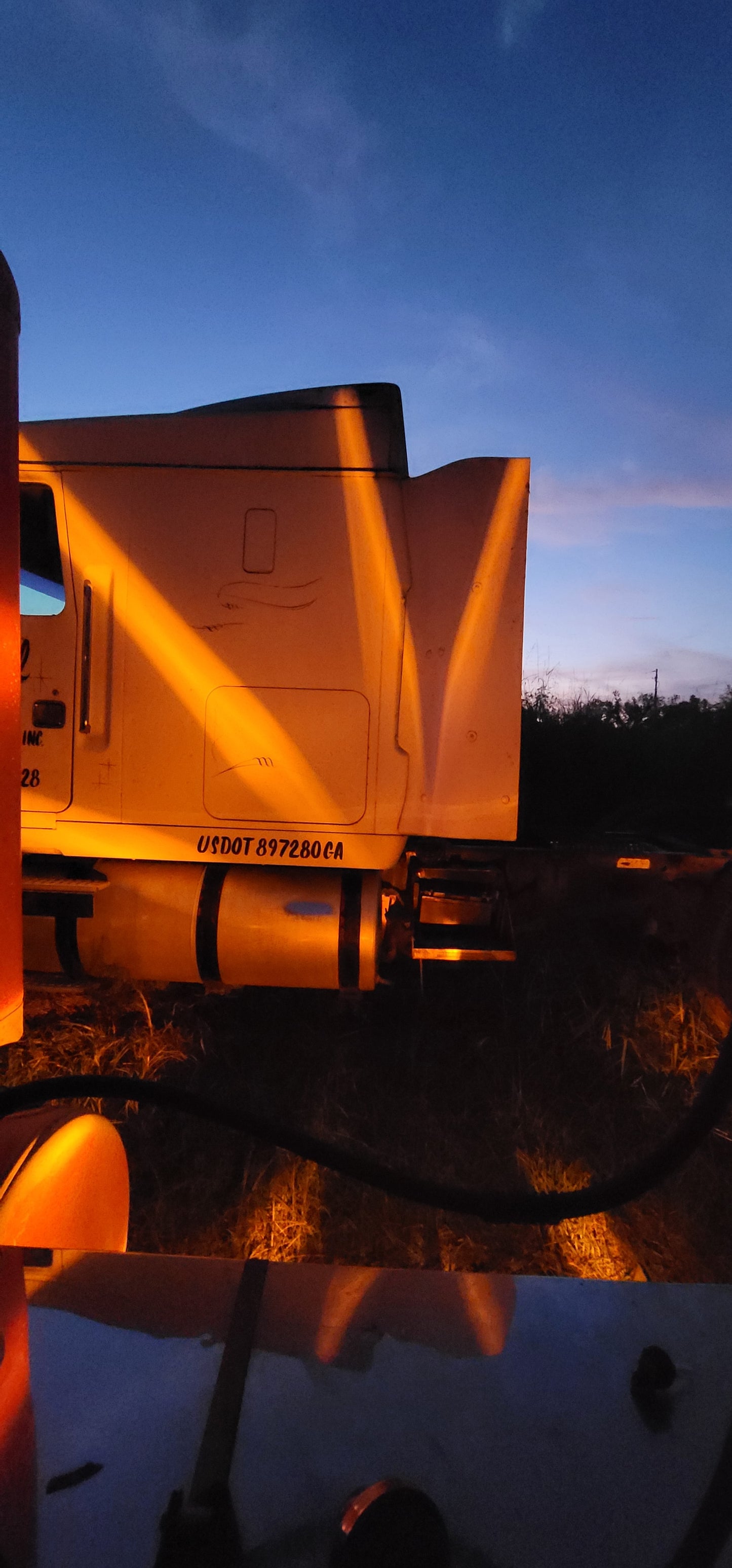 Watermelon Frame clamp outward facing