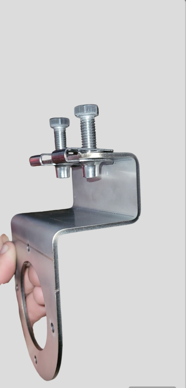 Watermelon Frame clamp outward facing