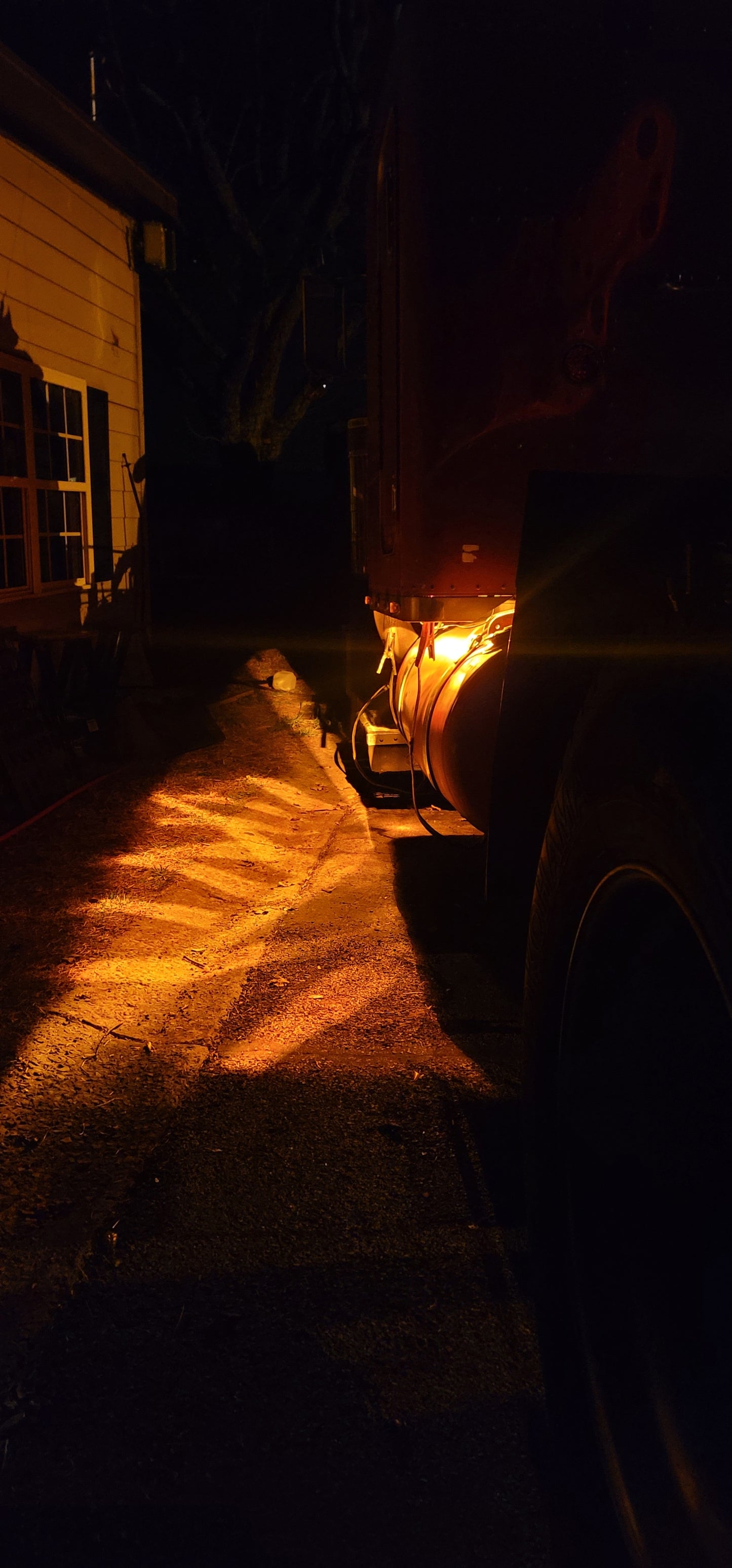 Peterbilt sleeper underglow